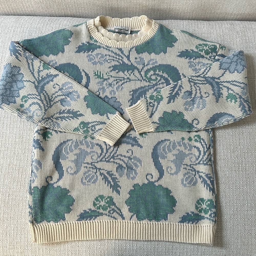 Vintage floral sweater - Carriage Court